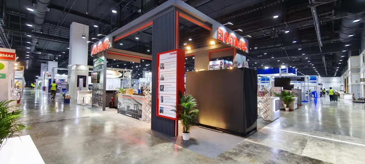 Standard Booth — Maxima